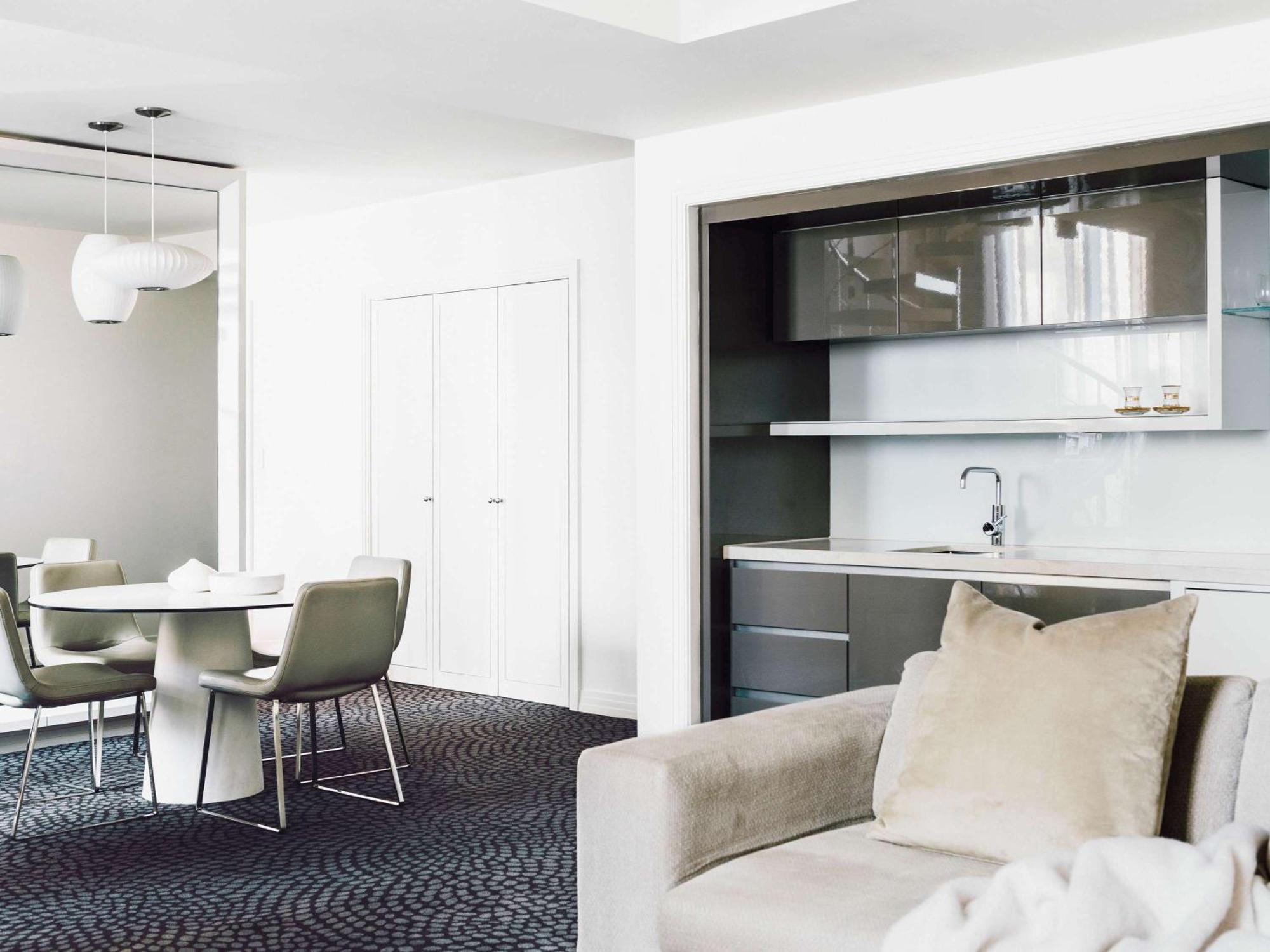 The Como Melbourne City Exterior foto A typical apartment at The Ivy